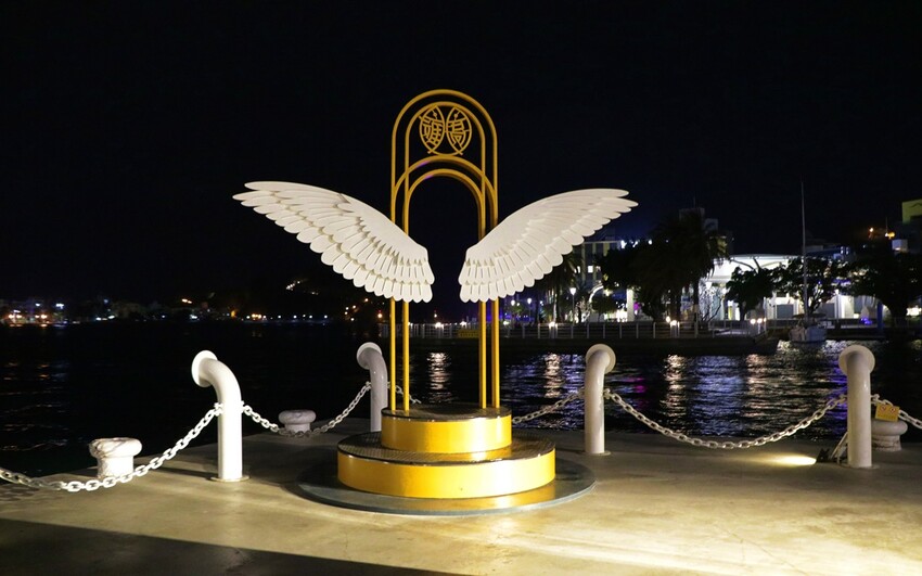 鼓山魚市場‧全台最美魚市場大變身，假日人潮擁集，平日才能細細品味 - 敦 小 蓮の食旅錄