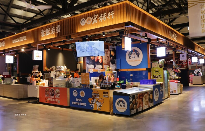 鼓山魚市場‧全台最美魚市場大變身，假日人潮擁集，平日才能細細品味 - 敦 小 蓮の食旅錄