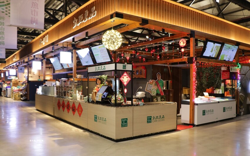 鼓山魚市場‧全台最美魚市場大變身，假日人潮擁集，平日才能細細品味 - 敦 小 蓮の食旅錄