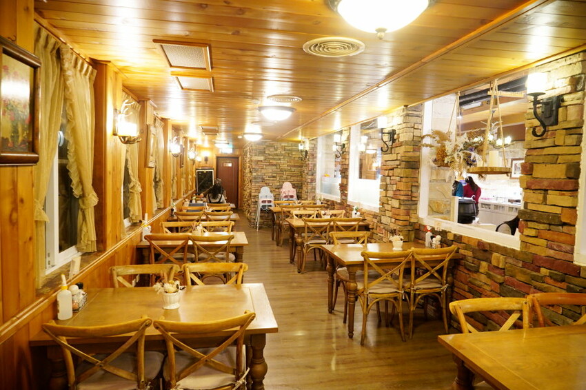 【清境住宿】佛羅倫斯渡假山莊．入住歐風城堡!一泊二食超享受!