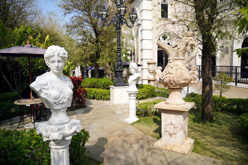 【南投埔里】Cona’s妮娜巧克力夢想城堡.免費變裝、巧克力牆超好拍!