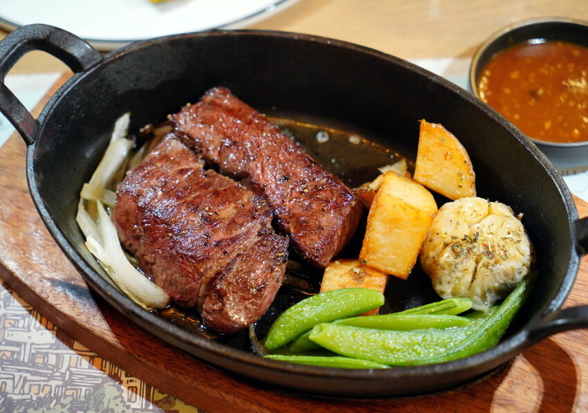 【清境住宿】佛羅倫斯渡假山莊．入住歐風城堡!一泊二食超享受!