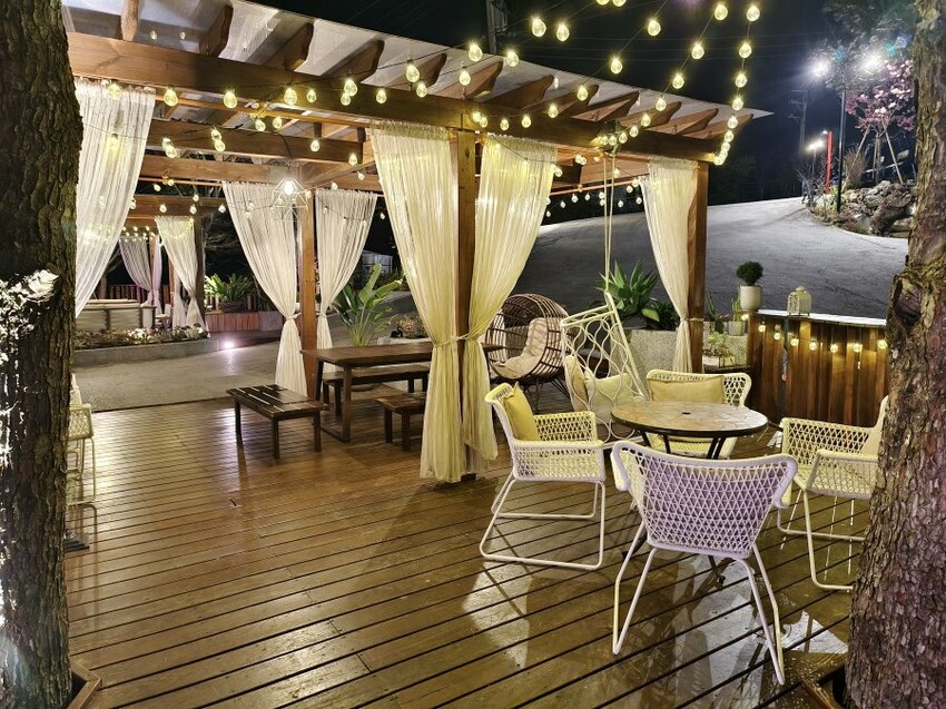 【清境住宿】佛羅倫斯渡假山莊．入住歐風城堡!一泊二食超享受!