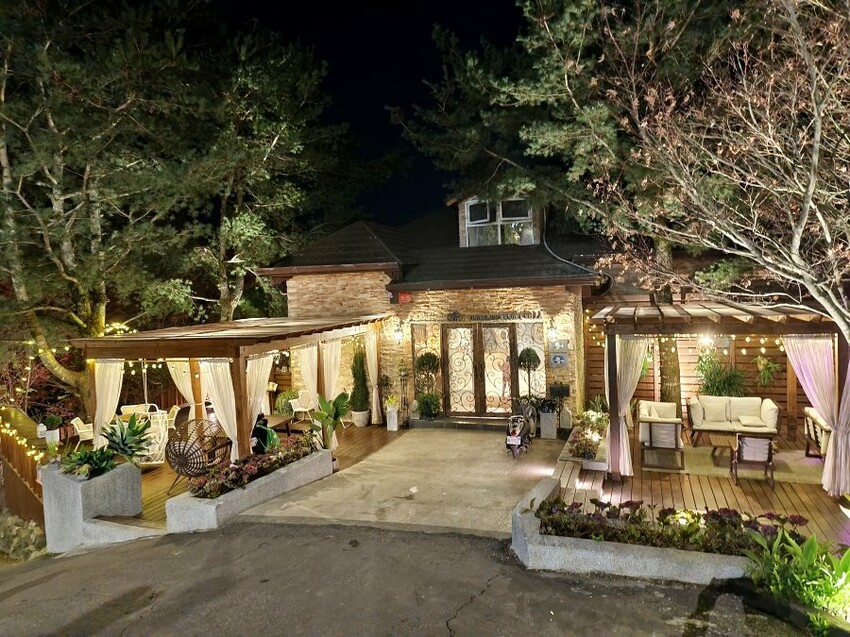 【清境住宿】佛羅倫斯渡假山莊．入住歐風城堡!一泊二食超享受!