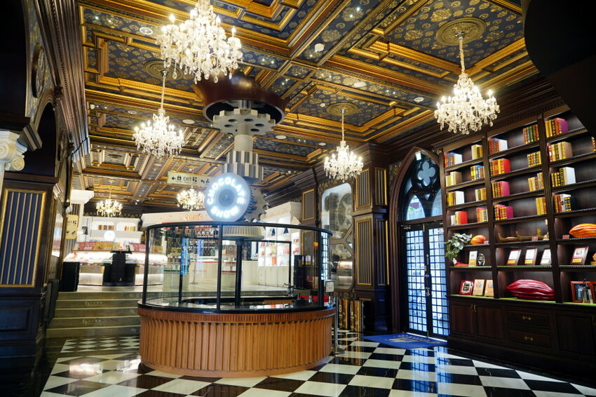 【南投埔里】Cona’s妮娜巧克力夢想城堡.免費變裝、巧克力牆超好拍!