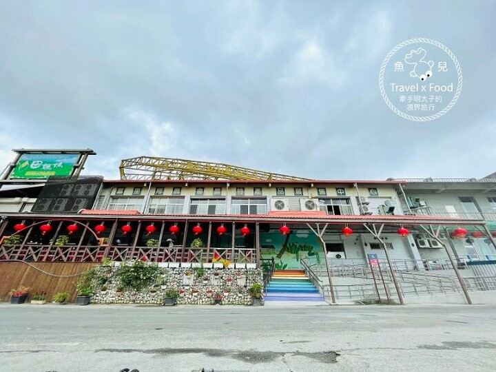 大猩猩現身!與海底動物一同遨遊~免門票稻草藝術季,花蓮富里鄉農會羅山展售中心,一起來文青 @魚兒 x 牽手明太子的「視」界旅行