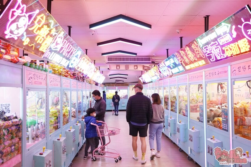 【台南娛樂】狸貓太子！台南最潮最可愛的娃娃機店，根本就是網美們的拍照天堂~ - 熱血玩台南。跳躍新世界