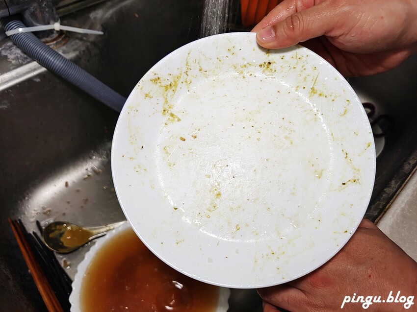 禾聯洗碗機推薦|禾聯HERAN六人份熱風循環洗碗機(HDW-06BT010) 獨立熱風烘乾模式/UV殺菌燈/360度上下雙噴洗臂 - 小企鵝生活趣