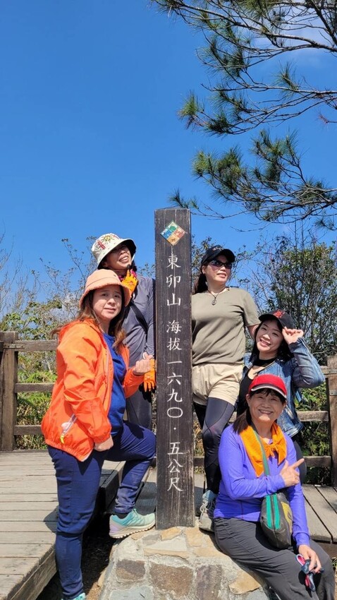 49433.jpg - 【台中.谷關】谷關七雄之東卯山。平緩好走後段0.5K石曝+大岩石+超美展望來回14K 49433.jpg - 【台中.谷關】谷關七雄之東卯山。平緩好走後段0.5K石曝+大岩石+超美展望來回14K