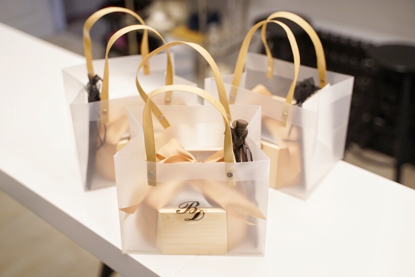 竹苗區首間專業客製化香水「Being Different手工香水實驗室」，當自己的調香師，創造出只屬於你的香水！推薦情侶、三五好友一同來體驗，採預約制！ - 阿華田的美食日記