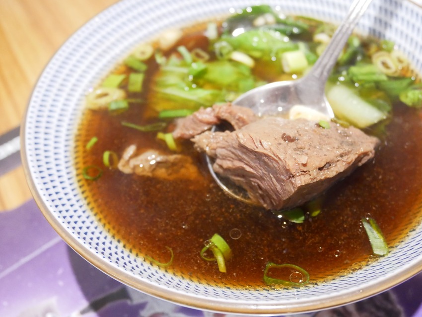 有麵好食（結束營業）-近新竹大遠百，提供多種麵點，推薦乾拌、叻沙系列! 平價又多樣的選擇╰(*°▽°*)╯