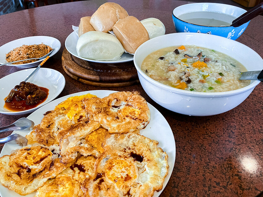 2023嘉義瑞里紫藤花季｜嘉義梅山瑞里兩日遊，期間限定紫色山城浪漫，還有竹林茶席、紫藤花茶席、布料槌染、手調茶包製作、咖啡手沖杯測及沖煮體驗