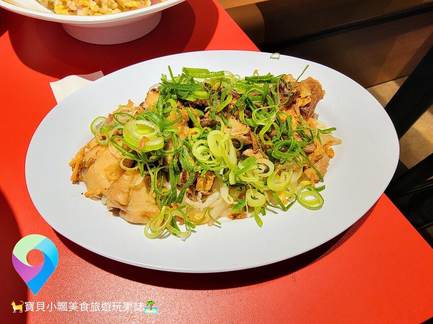 [食]日本大阪 滿滿蔬菜讓拉麵更加美味 阪急三番街 地蔵横丁通り 中華獅子林