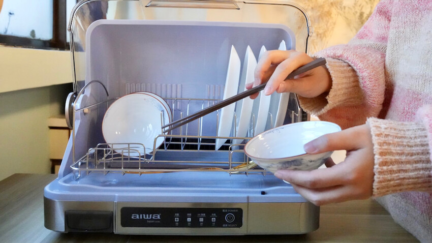 [開箱] AIWA愛華紫外線除菌烘碗機 好用嗎？日本品牌平價家用烘碗機推薦