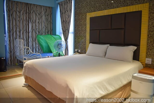 宜蘭冬山親子民宿推薦 | 丟丟噹親子樂園民宿 宜蘭百坪民宿 接近小動物 釣魚划船 奶瓶餵魚 網美拍照景點