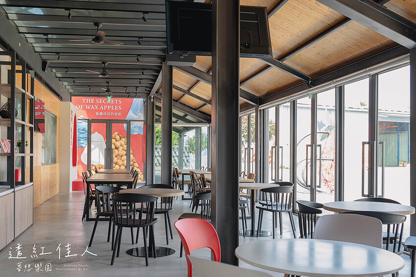 屏東景點 | 透紅佳人夢想樂園 | 走入佳冬鄉農會品嚐吹著海風長大的蓮霧，體驗客家柴燒披薩、手洗愛玉