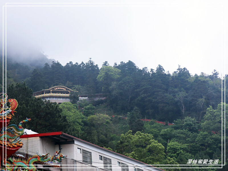 仙山登山步道-苗栗獅潭/手腳並用方可進!三角點瞭闊美景必打卡