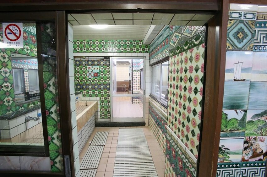 京都必訪錢湯推薦:錢湯咖啡廳:さらさ西陣 、King of 錢湯:船岡温泉