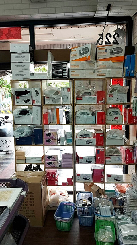 VLY品牌專業美甲材料展售中心,台南美甲材料行,台南美甲師推薦4.jpg