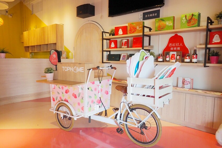 【屏東親子景點】♥透紅佳人探索樂園♥全台唯一蓮霧主題觀光工廠.可愛蓮霧巨人.蓮霧風味手作愛玉/窯烤披薩DIY