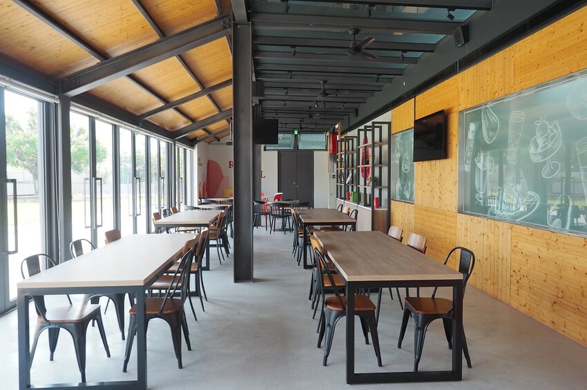 【屏東親子景點】♥透紅佳人探索樂園♥全台唯一蓮霧主題觀光工廠.可愛蓮霧巨人.蓮霧風味手作愛玉/窯烤披薩DIY