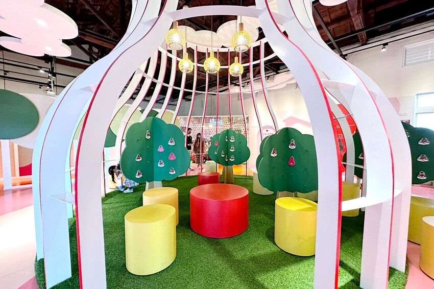 【屏東親子景點】♥透紅佳人探索樂園♥全台唯一蓮霧主題觀光工廠.可愛蓮霧巨人.蓮霧風味手作愛玉/窯烤披薩DIY