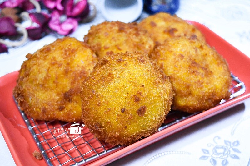 烘焙筆記│花生醬乳酪蛋糕，一口超滿足的甜鹹雙滋味