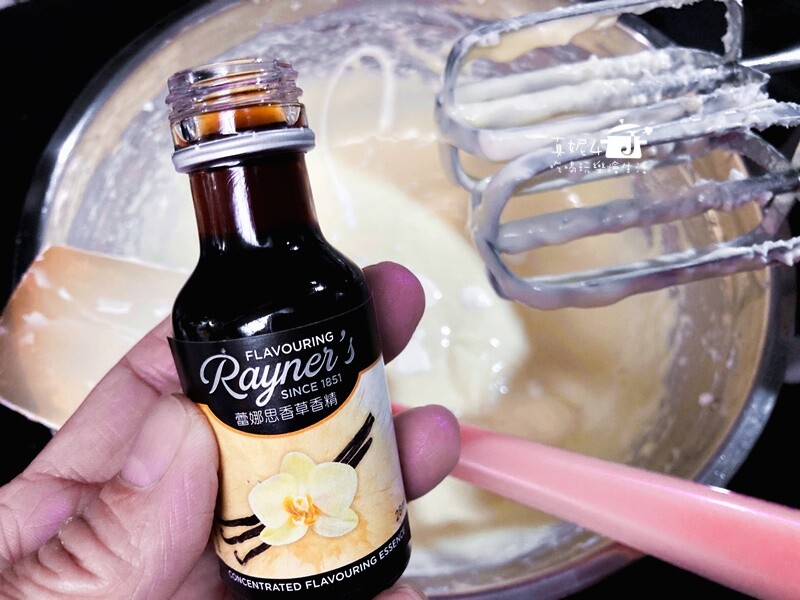 烘焙筆記│花生醬乳酪蛋糕，一口超滿足的甜鹹雙滋味