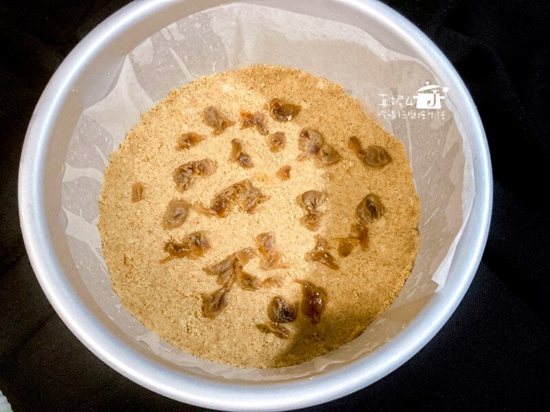 烘焙筆記│花生醬乳酪蛋糕，一口超滿足的甜鹹雙滋味