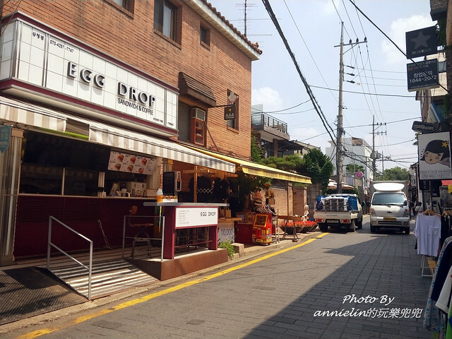 ◎【首爾(三清洞) EGG DROP 超好吃的 "滑蛋厚三明治"】網美新寵！除了ISSAC，這家吐司三明治～你一定也要試