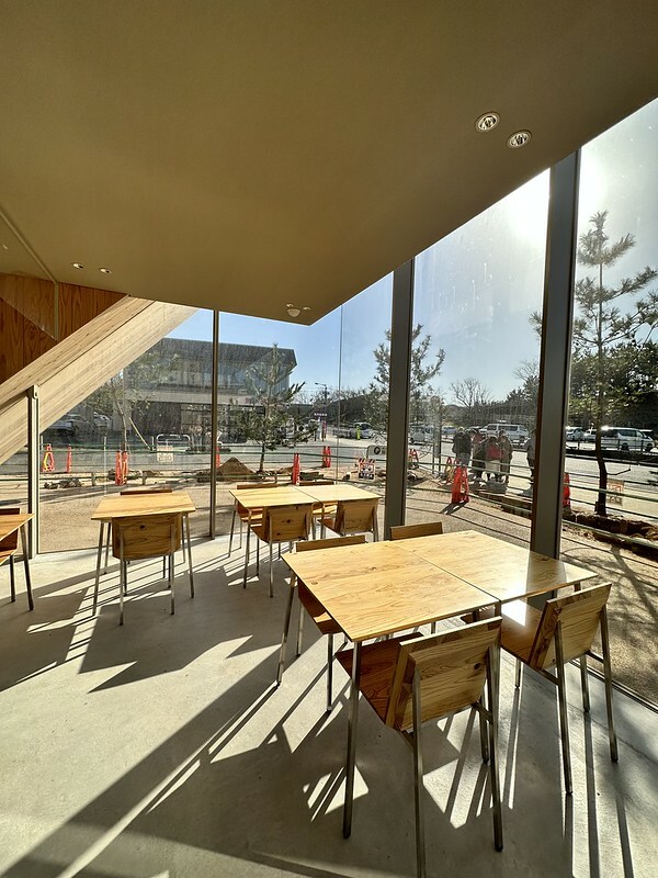 【日本，鳥取】Takahama Cafe（タカハマカフェ/高濱咖啡廳)，「通往天空的階梯」隈研吾新作品。（鳥取咖啡