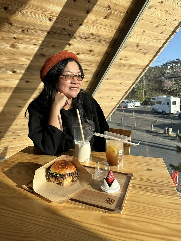 【日本，鳥取】Takahama Cafe（タカハマカフェ/高濱咖啡廳)，「通往天空的階梯」隈研吾新作品。（鳥取咖啡