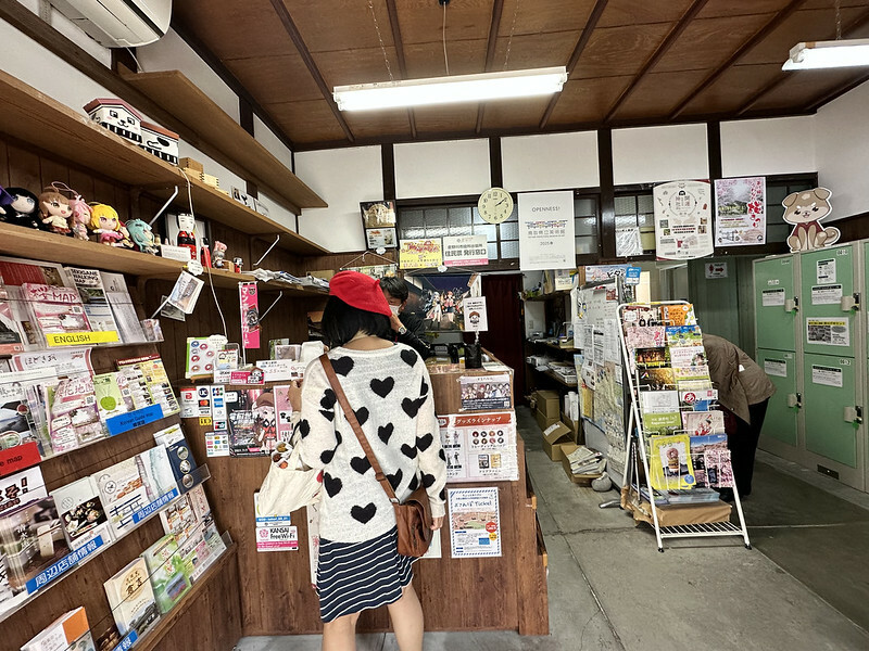 【日本，鳥取，倉吉市】打吹公園，在「櫻花名所百選」賞櫻、逛屋台，來張「解脫紙」能將不好的事情留在水池