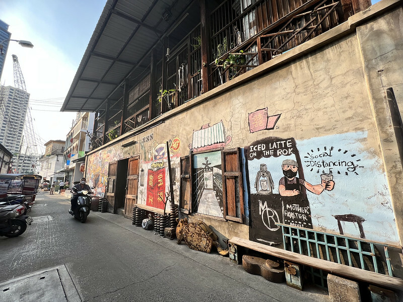 【亞洲，泰國，曼谷】Mother Roaster Talad Noi，夢想不分年齡，70 歲奶奶的咖啡夢想。（曼谷咖啡館）