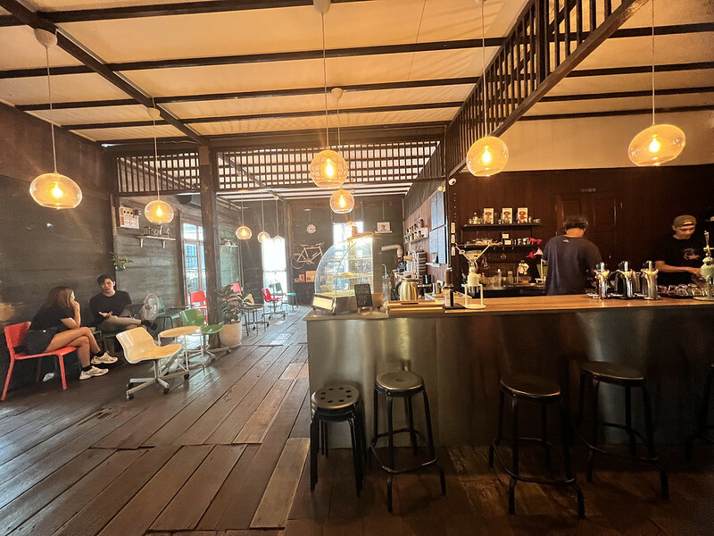 【亞洲，泰國，曼谷】Mother Roaster Talad Noi，夢想不分年齡，70 歲奶奶的咖啡夢想。（曼谷咖啡館）