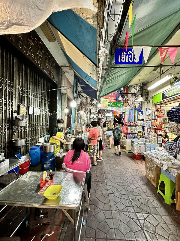 【亞洲，泰國，曼谷】陳進忠粥鋪（ โจ๊กตั้งจิงตง - เจ้าเก่าซังราชวงศ์ ）曼谷生活日常的幸福美味，在三聘