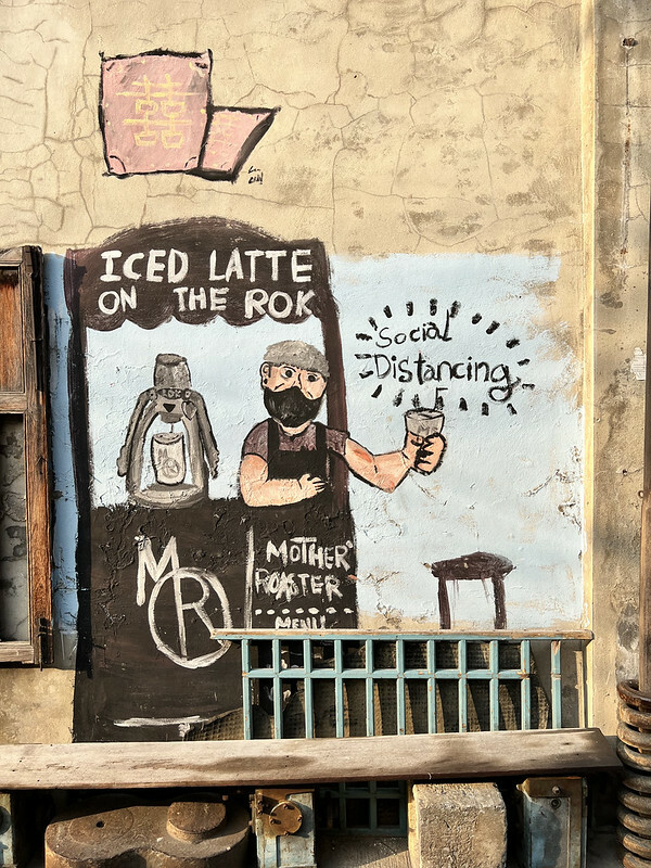 【亞洲，泰國，曼谷】Mother Roaster Talad Noi，夢想不分年齡，70 歲奶奶的咖啡夢想。（曼谷咖啡館）