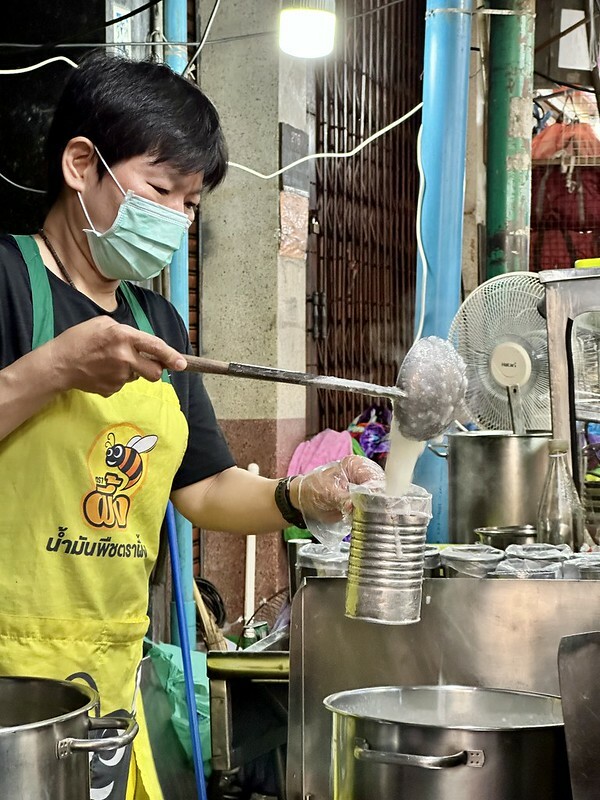【亞洲，泰國，曼谷】陳進忠粥鋪（ โจ๊กตั้งจิงตง - เจ้าเก่าซังราชวงศ์ ）曼谷生活日常的幸福美味，在三聘