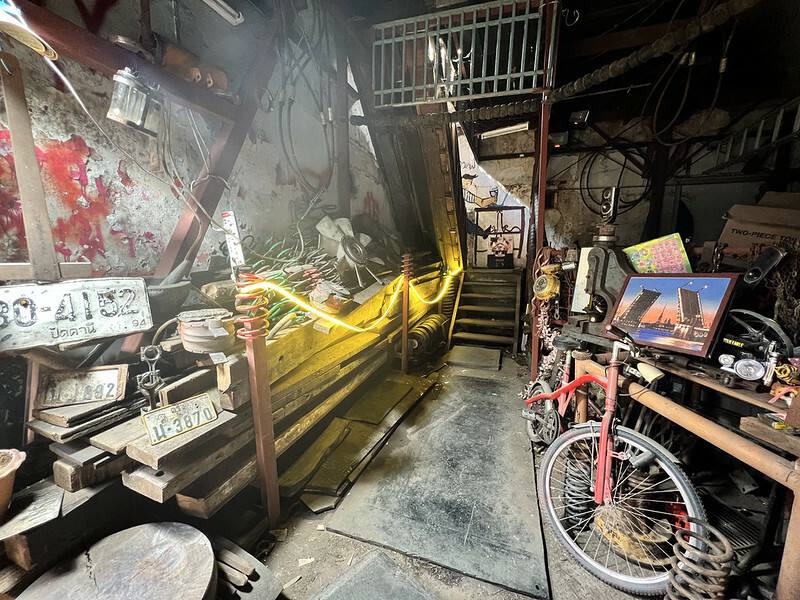 【亞洲，泰國，曼谷】Mother Roaster Talad Noi，夢想不分年齡，70 歲奶奶的咖啡夢想。（曼谷咖啡館）