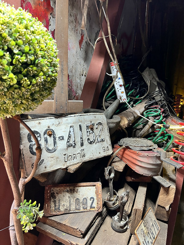 【亞洲，泰國，曼谷】Mother Roaster Talad Noi，夢想不分年齡，70 歲奶奶的咖啡夢想。（曼谷咖啡館）