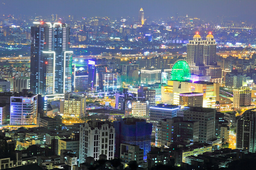 【北部景點】台北新北必去必拍夜景點│象山虎山│碧山巖│陽明山大屯山│劍潭山│老地方觀機平台│仙跡岩│金面山│