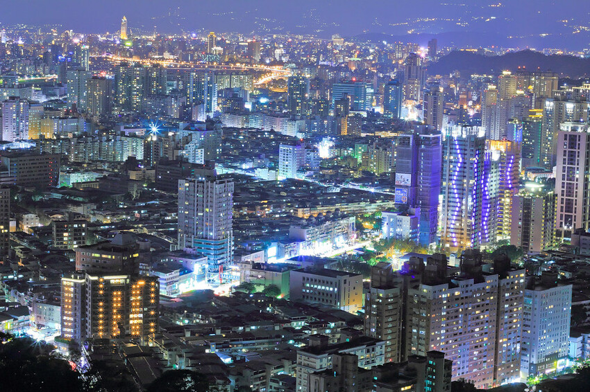 【北部景點】台北新北必去必拍夜景點│象山虎山│碧山巖│陽明山大屯山│劍潭山│老地方觀機平台│仙跡岩│金面山│