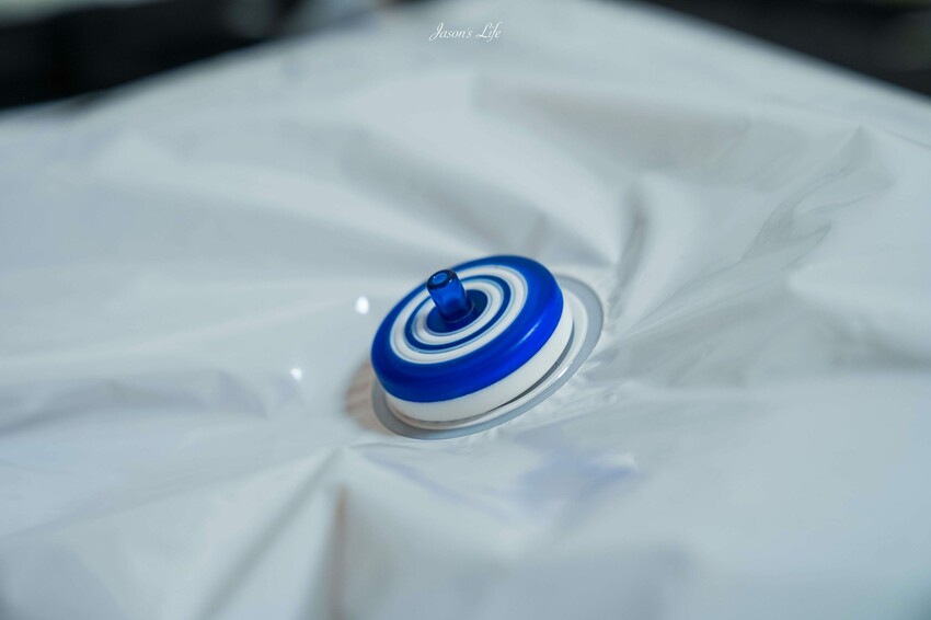 【生活｜收納】Anchorchef V5第三代真空壓縮機。生活收納王，換季收納及出國最佳良伴，幫你節省空間可以裝