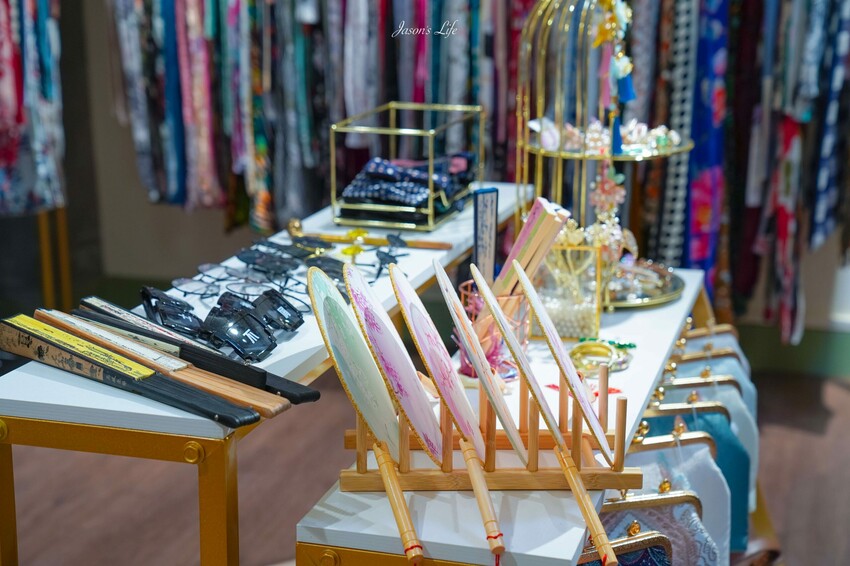 【澳門│體驗】旗緣 澳門旗袍體驗店。近大三巴，臺灣人開的旗袍店，編髮穿上旗袍遊走古蹟