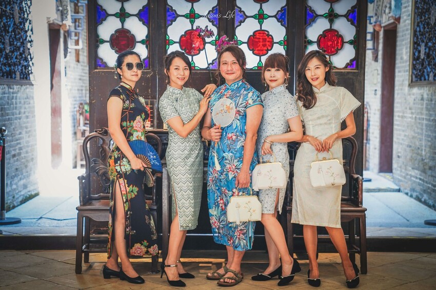 【澳門│體驗】旗緣 澳門旗袍體驗店。近大三巴，臺灣人開的旗袍店，編髮穿上旗袍遊走古蹟