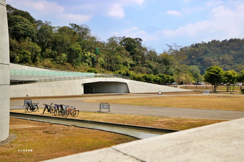 文武廟年梯步道‧366階生日步梯，找找自己的生日階梯，順到向山遊客中心踏踏青 - 敦 小 蓮の食旅錄