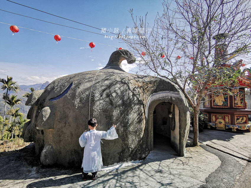 嘉義。梅山》太興龍王金殿+原住民休息站+牛伯伯茶塢+樟樹湖櫻花