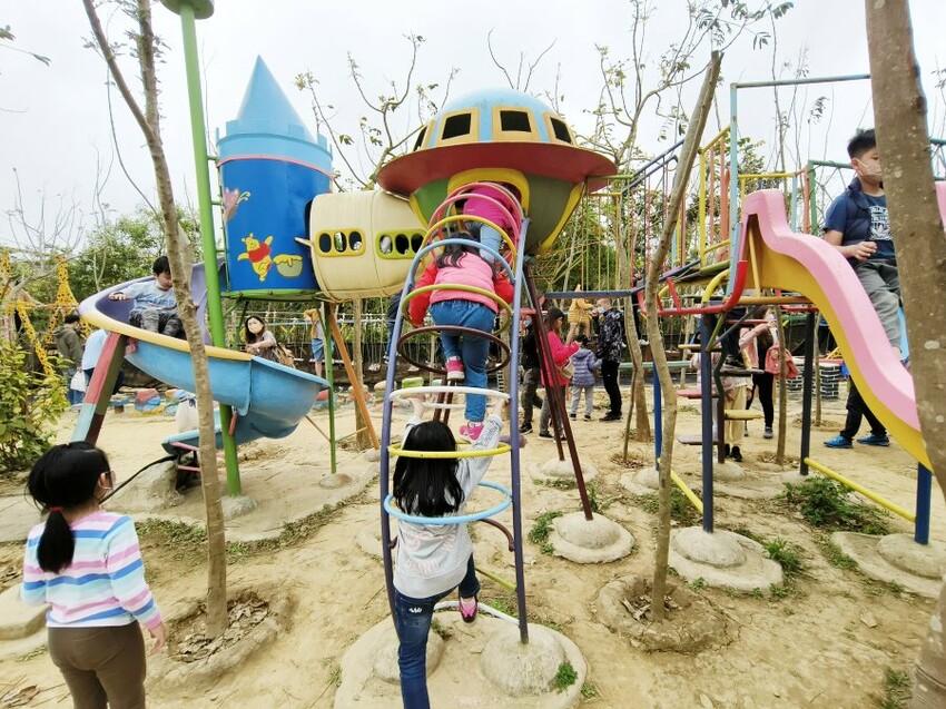 【桃園】一票到底300多個親子遊樂設施! 台灣地景花園
