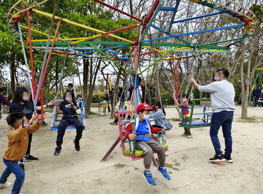 【桃園】一票到底300多個親子遊樂設施! 台灣地景花園