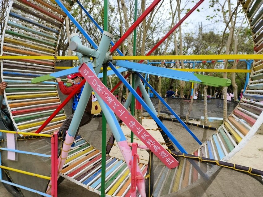 【桃園】一票到底300多個親子遊樂設施! 台灣地景花園